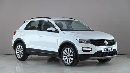 Used VW T-Roc SE 116 HP (85 kW) 2019 White SUV