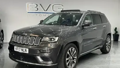 Usado Jeep Grand Cherokee Summit 250 CV (183 kW) 2017 Gris SUV
