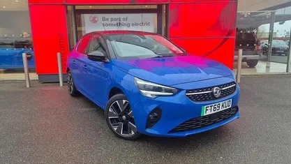 Used Vauxhall Corsa-e Elite 100 kW (136 HP) 2020 Blue Hatchback