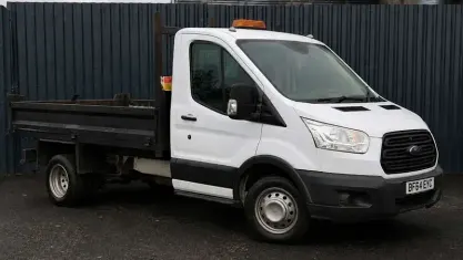 Begagnad Ford Transit 125 HK (91 kW) 2015 Cab