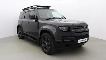 Used Land Rover Defender SE Dynamic 249 HP (183 kW) 2025 SUV