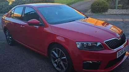 Used Skoda Octavia vRS 220 HP (161 kW) 2016 Red Hatchback