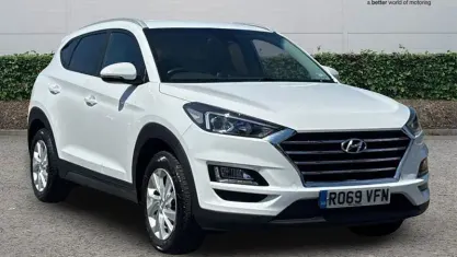 Used Hyundai Tucson SE 132 HP (97 kW) 2019 White SUV