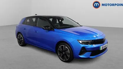 Used 2025 Vauxhall Astra Ultimate Hatchback | £16,099 (Super price)