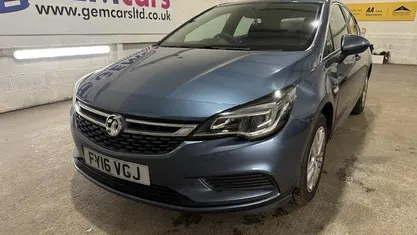 Used Vauxhall Astra Design Edition 101 HP (74 kW) 2018 Hatchback