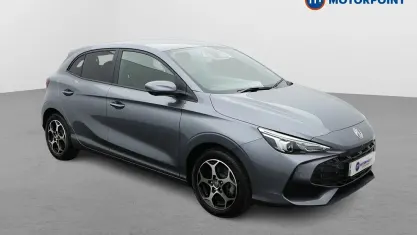 Begagnad MG MG3 Trophy 194 HK (142 kW) 2025 Grå Halvkombi