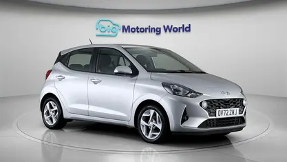 Used Hyundai i10 SE 84 HP (61 kW) 2022 Silver Hatchback