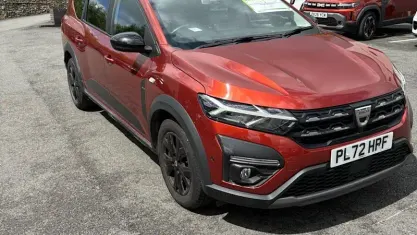 Used Dacia Jogger Extreme 110 HP (80 kW) 2022 MPV