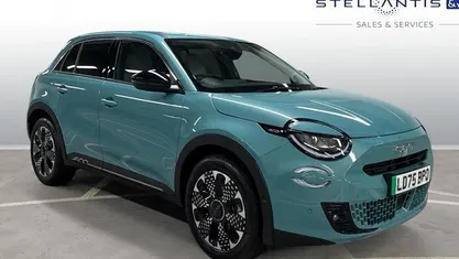 Used 2025 Fiat 600E La Prima SUV | £21,290 (Fair price)