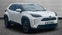 White Used 2022 Toyota Yaris Cross SUV | £20,895 (Fair price)