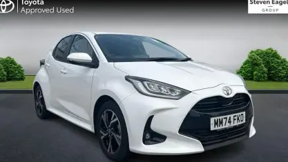 Used Toyota Yaris Design 116 HP (85 kW) 2025 White Hatchback