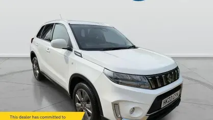 Used Suzuki Vitara SZ-T 116 HP (85 kW) 2022 White SUV