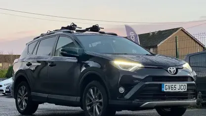 Used Toyota RAV4 151 HP (111 kW) 2016 Black SUV