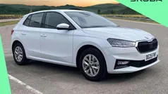 Moon white metallic Used 2025 Skoda Fabia SE Hatchback | £17,700 (Fair price)