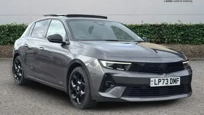 Used Vauxhall Astra Ultimate 131 HP (96 kW) 2023 Grey Hatchback