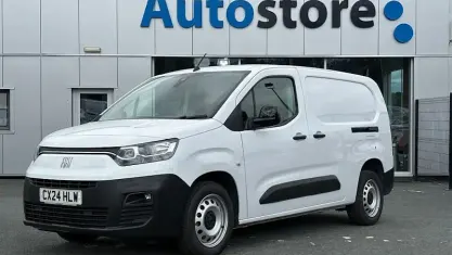 Used Fiat Doblò 102 HP (75 kW) 2023 MPV