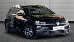 Black Used 2017 VW Golf VII SE Hatchback | £10,095 (Fair price)
