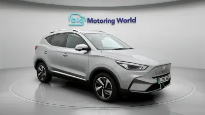 Used MG ZS Trophy 114 kW (156 HP) 2023 Silver SUV