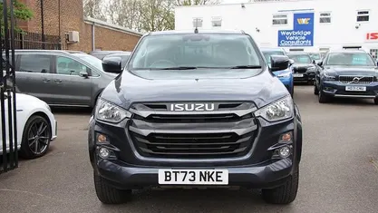 Used Isuzu D-Max 165 HP (121 kW) 2024 Pickup