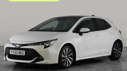 Used Toyota Corolla Design 122 HP (89 kW) 2022 White Hatchback