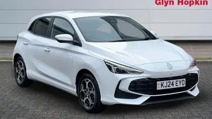 Used MG MG3 Trophy 194 HP (142 kW) 2024 White Hatchback