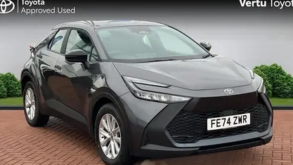 Used Toyota C-HR 140 HP (102 kW) 2026 SUV