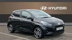 Black Used 2024 Hyundai i10 Premium Hatchback | £15,492 (Fair price)