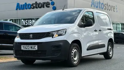 Used Peugeot Partner Premium 102 HP (75 kW) 2023 MPV