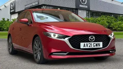 Usado Mazda 3 Inclusive 186 HP (136 kW) 2021 Vermelho Sedan