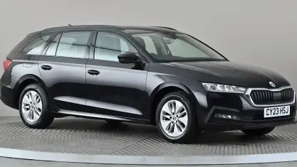 Used Skoda Octavia SE Technology 116 HP (85 kW) 2023 Black Estate