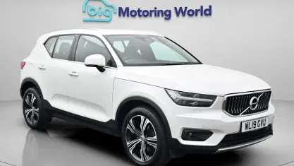Used Volvo XC40 Inscription 150 HP (110 kW) 2019 White SUV
