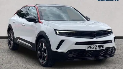 White Used 2022 Vauxhall Mokka SRi SUV | £13,327 (Fair price)