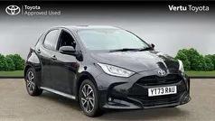 Black Used 2023 Toyota Yaris Hybrid Design Hatchback | £18,073 (Fair price)
