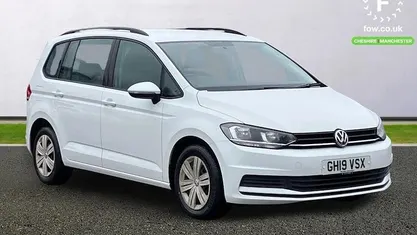 Used VW Touran S 116 HP (85 kW) 2019 White MPV