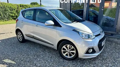 Used Hyundai i10 Premium 87 HP (63 kW) 2016 Hatchback