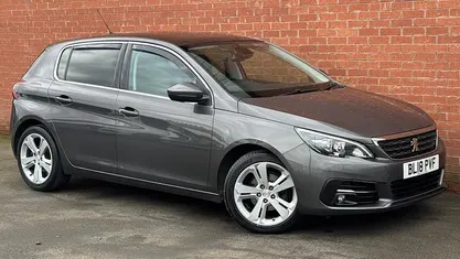 Used Peugeot 308 Allure 131 HP (96 kW) 2020 Hatchback
