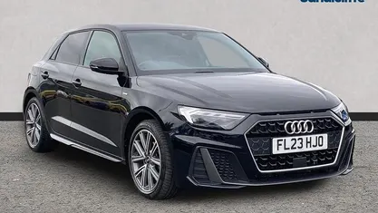 Używany Audi A1 S-Line 110 KM (80 kW) 2023 Czarny SUV