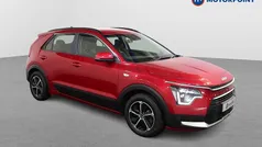 Red Used 2023 Kia Niro SUV | £19,299 (Fair price)