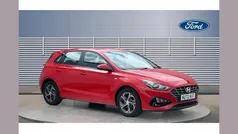 Red Used 2022 Hyundai i30 SE Hatchback | £13,589 (Fair price)