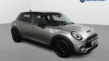 Used Mini Cooper S Classic 192 HP (141 kW) 2019 Hatchback
