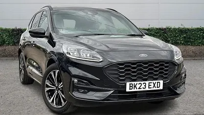 Begagnad Ford Kuga ST-Line X 190 HK (139 kW) 2023 Svart SUV