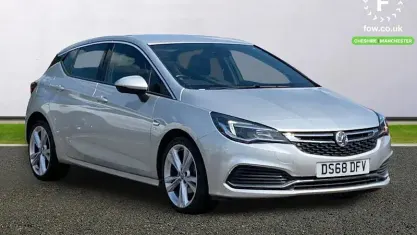 Used Vauxhall Astra SRi 150 HP (110 kW) 2018 Silver Hatchback