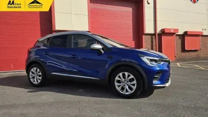 Used Renault Captur Iconic 131 HP (96 kW) 2020 Blue SUV