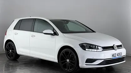 Used 2017 VW Golf VII SE Hatchback | £9,850 (Fair price)