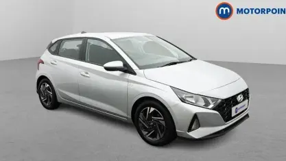 Used Hyundai i20 SE 101 HP (74 kW) 2022 Silver Hatchback