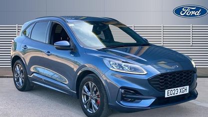 Second-hand Ford Kuga ST-Line 150 CP (110 kW) 2023 Albastru SUV