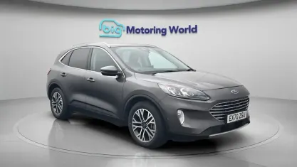 Used Ford Kuga Titanium 224 HP (164 kW) 2020 Grey SUV