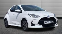 White Used 2022 Toyota Yaris Hybrid Design Hatchback | £16,050 (Good price)