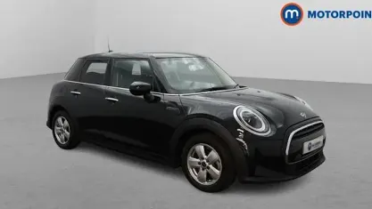 Used Mini Cooper Classic 136 HP (100 kW) 2022 Black Hatchback