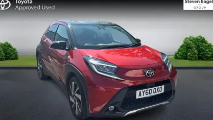 Used Toyota Aygo X 72 HP (52 kW) 2023 Red SUV